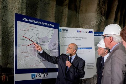 25 avril 2014 : Visite du chantier du Réseau Ferroviaire Rapide de Tunis (RFR) à Tunis. Projet financé par l'état tunisien, l'AFD, la BEI, la KfW et l'UE. Visite conjointe de Laurent Fabius, Ministre des Affaires Etrangères français et de son homologue allemand Frank-Walter Steinmeier à Tunis.