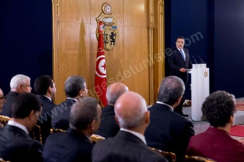 14 mai 2014 : Conférence de presse de Mehdi Jomaa, chef du gouvernement, pour son bilan des 100 jours. en présence des membres de son gouvernement, des chefs et rédacteurs en chefs des médias tunisiens et étrangers.