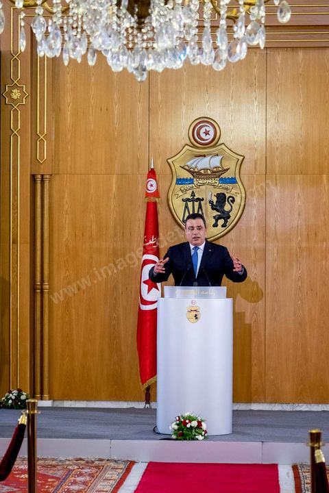 14 mai 2014 : Conférence de presse de Mehdi Jomaa, chef du gouvernement, pour son bilan des 100 jours. en présence des membres de son gouvernement, des chefs et rédacteurs en chefs des médias tunisiens et étrangers.