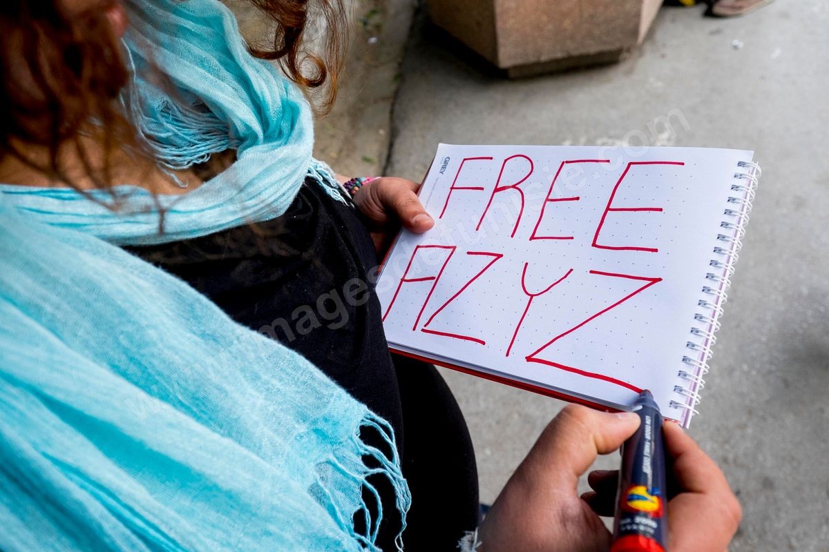 M24-300 manif soutien Azyz et Sabri Tribunal 15052014