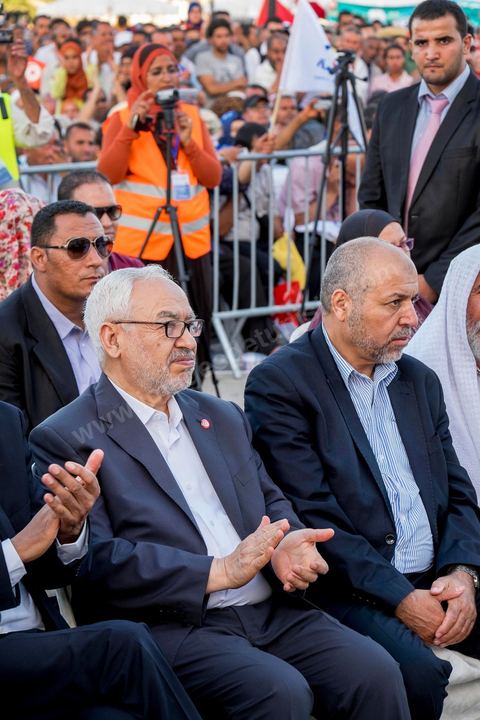 7 juin 2014 : Rached Ghannouchi, fondateur et Président du parti islamiste Ennahdha. Le parti islamiste Ennahdha fête son 33ème anniversaire sur la grade place de la Kasbah à Tunis. Plus de 3000 militants sont venus assister à ce qui ressemble à un meeting politique, musique et discours du fondateur et président du parti Rached Ghannouchi.