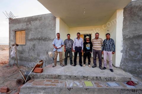 12 juin 2014 : Dans la région minière de Tunisie, les mouvements sociaux sont durement sanctionnés. Baddredine Ben Ali Souidi et 12 autres personnes ont été condamnés à dix ans de prison après un sit-in. Au village agricole d'El Berka, au pied des carrières de phosphates de Moulares.