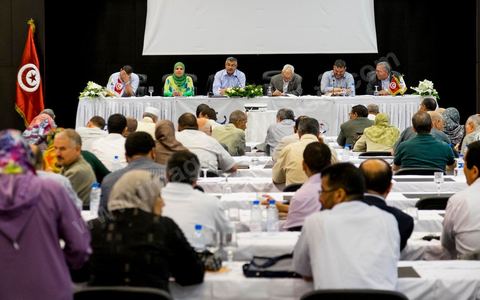 14 juin 2014 : réunion du Conseil de la Choura du parti islamiste Ennahdha dans un hôtel de la Banlieue nord de Tunis. Réunion sur la préparation des élections législatives et présidentielles de octobre te novembre 2014 et elctions du nouveau bureau politique du parti. 