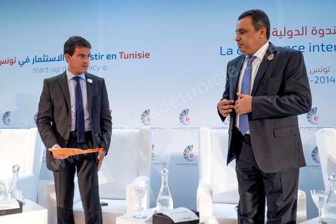 08 septembre 2014 : les premiers ministres Manuel Valls (France) et Mehdi Jomaa (Tunisie) prennent place à la  Conférence "Investir en Tunisie, start up democracy" organisé apr la Tunisie et la France avec la présence de nombreux pays. La Tunisie présente, au cours de cette conférence, 20 projets structurants d’investissement dans plusieurs secteurs à l’instar des nouvelles technologies, des énergies renouvelables, de l’industrie, du tourisme et du commerce.