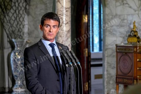 08 septembre 2014 : déclaration du premier ministre français Manuel Valls au palais de Carthage suite à sa rencontre avec le Président tunisien Moncef Marzouki dans la cadre de son déplacement pour la Conférence "Investir en Tunisie, start up democracy" organisé apr la Tunisie et la France avec la présence de nombreux pays. La Tunisie présente, au cours de cette conférence, 20 projets structurants d’investissement dans plusieurs secteurs à l’instar des nouvelles technologies, des énergies renouvelables, de l’industrie, du tourisme et du commerce.