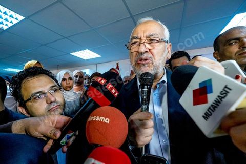 11 septembre 2014 : lors d'une conférence de presse en présence de Rached Ghannouchi, les jeunes d'Ennahdha ont présenté les jeunes candidats sur les listes d'Ennahdha. Sous le slogan "C'est le moment de laisser la place aux jeunes" une dizaine de candidats ont pris la parole pour se présenter. Les jeunes au nombre de 40 sur les listes se sentent encore délaissés au sein du parti.