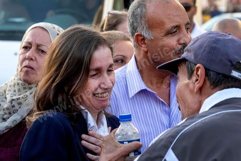 7 octobre 2014 : rencontre avec les citoyens de la députée Maya Jribi, parti Al Jouhmouri, en campagne électorale pour les élections législatives du 26 octobre dans un quartier populaire de Fouchana, gouvernorat de Ben Arous, dans la banlieue sud de Tunis.