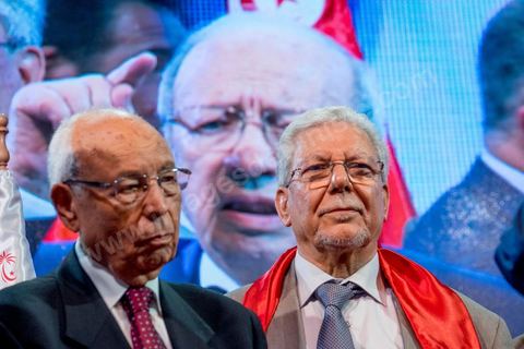 9 octobre 2014 : discours de Béji Caïd Essebsi au meeting du parti Nidaa Tounes dans le quartier populaire de Mellassine à l'ouest de Tunis. Béji Caïd Essebsi, président du parti et candidat à la présidentielle, est venue soutenir la liste de Tunis 1 pour les legislatives avec un discours plein de promesses : «Mellassine souffre de pauvreté et de marginalisation. Cette situation ne saurait durer plus longtemps». 