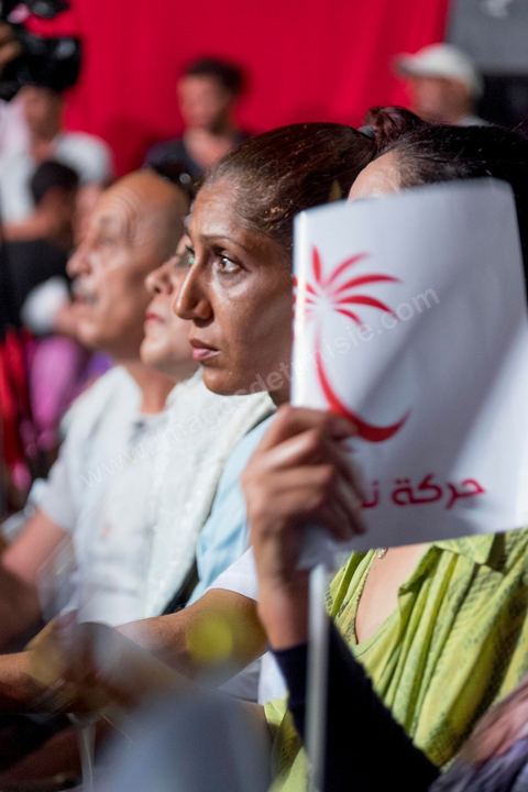 9 octobre 2014 : meeting du parti Nidaa Tounes dans le quartier populaire de Mellassine à l'ouest de Tunis. Béji Caïd Essebsi, président du parti et candidat à la présidentielle, est venue soutenir la liste de Tunis 1 pour les legislatives avec un discours plein de promesses : «Mellassine souffre de pauvreté et de marginalisation. Cette situation ne saurait durer plus longtemps». 