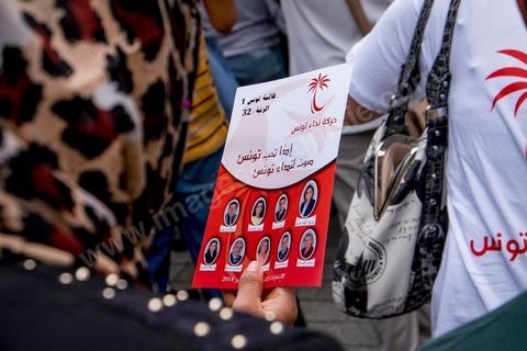 14 octobre 2014 : visite de terrain de la tête de liste Nidaa Tounes aux élections légsilatives sur Tunis 1, Leila Ouled Ali, au centre ville de Tunis. Les femmes ne représentent que 11% des candidats têtes de listes. Sortie en force Leila Ouled Ali a défilé dans les rues autour de l'avenue Bourguiba à Tunis, rencontrée les citoyens et scandée à de nombreuses reprises "Bajbouj président" en référence à leur président de parti Béji Caïd Essebsi candidat aux électiosn présidentielles.
