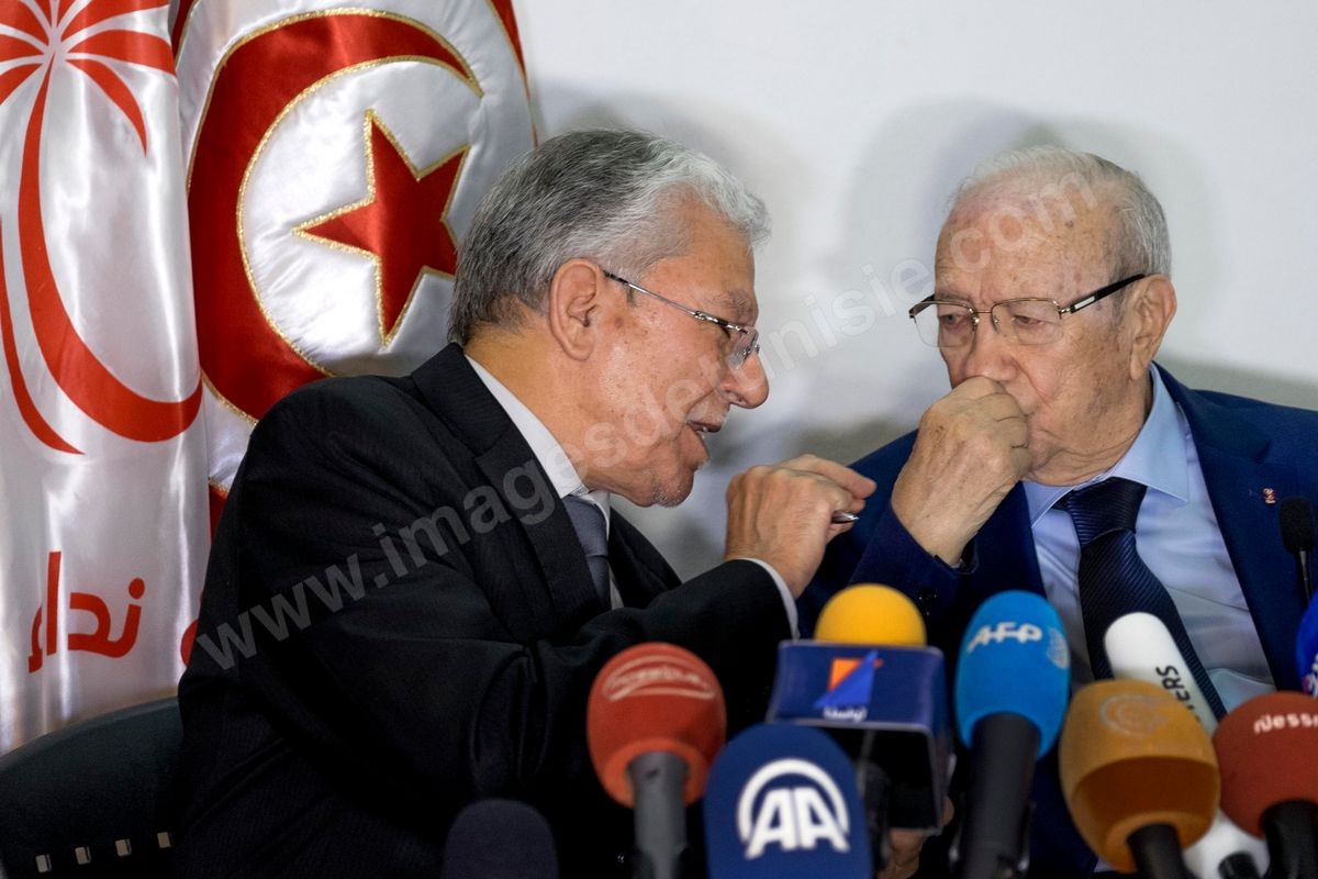 M27-100 Soirée QG partis jour de vote 26102014