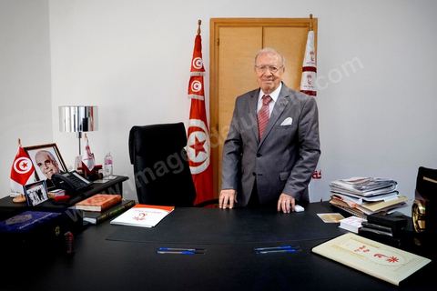 29 octobre 2014 : portrait de Béji Caïd Essebsi, Président du parti Nidaa Tounes, dans son bureau au siège du parti Nidaa Tounes. Nidaa Tounes, parti créé il y a deux ans, est sorti premier des élections législatives. 