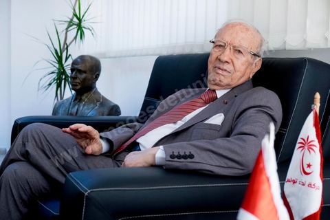 29 octobre 2014 : portrait de Béji Caïd Essebsi, Président du parti Nidaa Tounes, dans son bureau au siège du parti Nidaa Tounes. Nidaa Tounes, parti créé il y a deux ans, est sorti premier des élections législatives. 