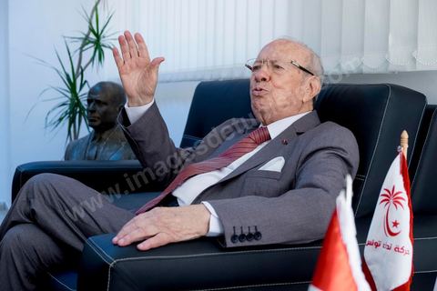 29 octobre 2014 : portrait de Béji Caïd Essebsi, Président du parti Nidaa Tounes, dans son bureau au siège du parti Nidaa Tounes. Nidaa Tounes, parti créé il y a deux ans, est sorti premier des élections législatives. 