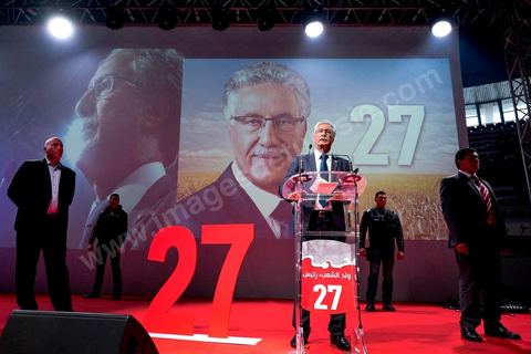 16 novembre 2014 : grand meeting politique du Front populaire, troisième force politique du pays, dans le cadre de la candidature de son président Hamma Hammami à la présidence de la république pour les élections du 23 novembre. Dans un long discours de plus d'une heure, Hammami, a assuré qu'il travaillera à l'installation d'une justice sociale et d'un équilibre entre les différentes régions du pays, avant de finir son meeting avec sa femme Radia Nasraoui, sa fille et tous ses amis et leaders du parti.