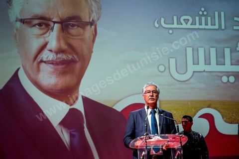 16 novembre 2014 : grand meeting politique du Front populaire, troisième force politique du pays, dans le cadre de la candidature de son président Hamma Hammami à la présidence de la république pour les élections du 23 novembre. Dans un long discours de plus d'une heure, Hammami, a assuré qu'il travaillera à l'installation d'une justice sociale et d'un équilibre entre les différentes régions du pays, avant de finir son meeting avec sa femme Radia Nasraoui, sa fille et tous ses amis et leaders du parti.