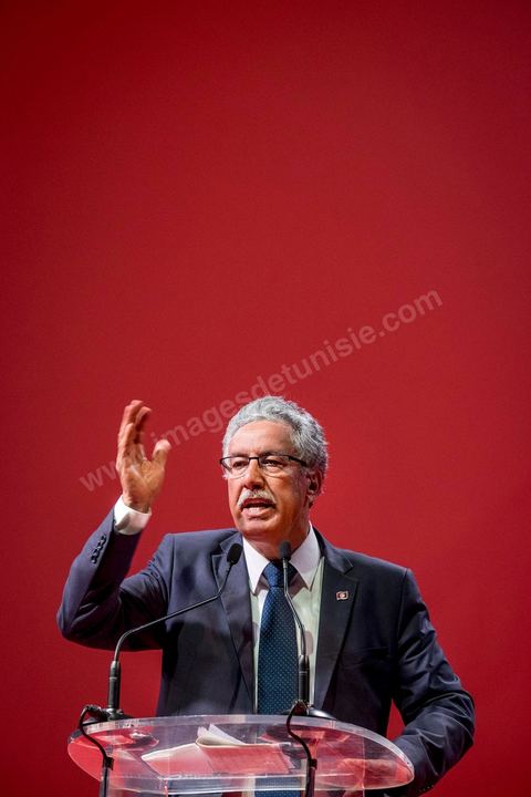 16 novembre 2014 : grand meeting politique du Front populaire, troisième force politique du pays, dans le cadre de la candidature de son président Hamma Hammami à la présidence de la république pour les élections du 23 novembre. Dans un long discours de plus d'une heure, Hammami, a assuré qu'il travaillera à l'installation d'une justice sociale et d'un équilibre entre les différentes régions du pays, avant de finir son meeting avec sa femme Radia Nasraoui, sa fille et tous ses amis et leaders du parti.