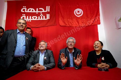 17 novembre 2014 : Hamma Hammami rencontre le smilitants du Front Populaire section Manouba dans le cadre de la campagne électorale pour les élections présidentielles du 23 novembre de Hamma Hammami, président du parti d'extrême gauche le Front popualire dan sles quartiers populaires de Oued Ellil et Douar Hicher, banlieue ouest de Tunis