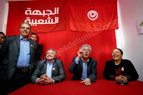 17 novembre 2014 : Hamma Hammami rencontre le smilitants du Front Populaire section Manouba dans le cadre de la campagne électorale pour les élections présidentielles du 23 novembre de Hamma Hammami, président du parti d'extrême gauche le Front popualire dan sles quartiers populaires de Oued Ellil et Douar Hicher, banlieue ouest de Tunis