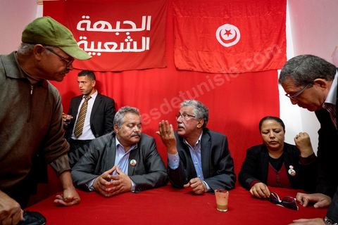 17 novembre 2014 : Hamma Hammami rencontre le smilitants du Front Populaire section Manouba dans le cadre de la campagne électorale pour les élections présidentielles du 23 novembre de Hamma Hammami, président du parti d'extrême gauche le Front popualire dan sles quartiers populaires de Oued Ellil et Douar Hicher, banlieue ouest de Tunis