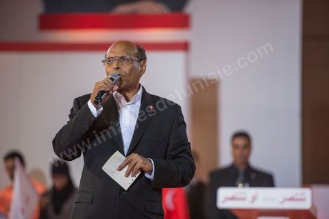 21 novembre 2014 : Meeting de cloture de Moncef Marzouki, président de la république en exercice, à Hammam Lif, le 21 novembre 2014, pour le 1er tour l'élection présidentielle du 23 novembre 2014.