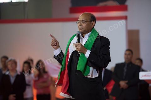 21 novembre 2014 : Meeting de cloture de Moncef Marzouki, président de la république en exercice, à Hammam Lif, le 21 novembre 2014, pour le 1er tour l'élection présidentielle du 23 novembre 2014.