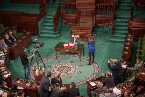 20 novembre 2014 : Séance de clôture de l'Assemblée Nationale Constituante afin de marquer la fin de ses travaux. Chaque député est venu signer une copie manuscrite de la Constitution. A cette occasion, Ben Jâafar a prononcé un discours dans lequel il a dressé le bilan de 3 ans de travaux de l’ANC et a salué la contribution des députés mais aussi celle de la société civile et des journalistes qui ont couvert les travaux de l’Assemblée et qui ont participé aux nombreux événements. 
