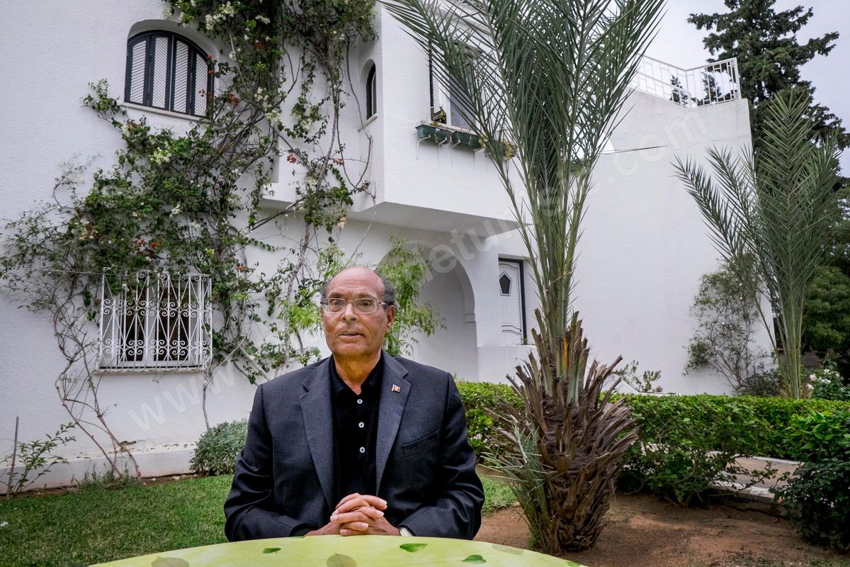 M28-350 ITW Moncef Marzouki chez lui 25112014