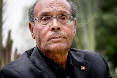 25 novembre 2014 : après une campagne éléectorale présidenteille fatiguante, le candidat à sa succession Moncef Marzouki est parti trois jours se reposer dans sa villa dans la zone touristique de Port El Kantoui au nord de Sousse. Les résultats préliminaires lui donne la seconde place avec 6 points de retard contre Beji Caid Essebsi, avec 33,43 % contre 39,46 %.