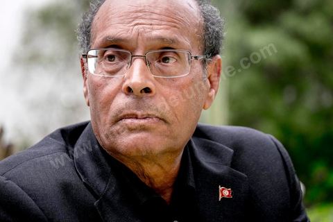 25 novembre 2014 : après une campagne éléectorale présidenteille fatiguante, le candidat à sa succession Moncef Marzouki est parti trois jours se reposer dans sa villa dans la zone touristique de Port El Kantoui au nord de Sousse. Les résultats préliminaires lui donne la seconde place avec 6 points de retard contre Beji Caid Essebsi, avec 33,43 % contre 39,46 %.