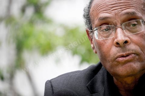 25 novembre 2014 : après une campagne éléectorale présidenteille fatiguante, le candidat à sa succession Moncef Marzouki est parti trois jours se reposer dans sa villa dans la zone touristique de Port El Kantoui au nord de Sousse. Les résultats préliminaires lui donne la seconde place avec 6 points de retard contre Beji Caid Essebsi, avec 33,43 % contre 39,46 %.