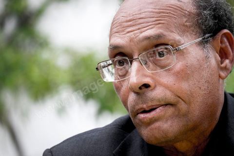 25 novembre 2014 : après une campagne éléectorale présidenteille fatiguante, le candidat à sa succession Moncef Marzouki est parti trois jours se reposer dans sa villa dans la zone touristique de Port El Kantoui au nord de Sousse. Les résultats préliminaires lui donne la seconde place avec 6 points de retard contre Beji Caid Essebsi, avec 33,43 % contre 39,46 %.