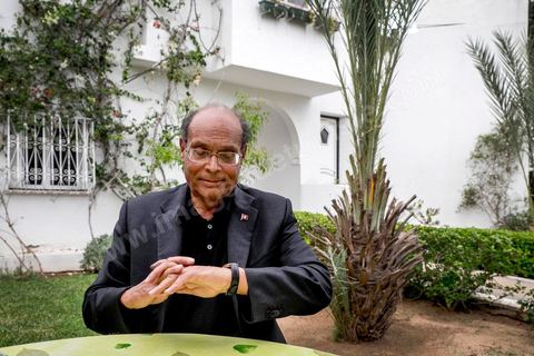 25 novembre 2014 : après une campagne éléectorale présidenteille fatiguante, le candidat à sa succession Moncef Marzouki est parti trois jours se reposer dans sa villa dans la zone touristique de Port El Kantoui au nord de Sousse. Les résultats préliminaires lui donne la seconde place avec 6 points de retard contre Beji Caid Essebsi, avec 33,43 % contre 39,46 %.