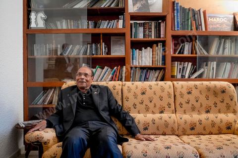 25 novembre 2014 : après une campagne éléectorale présidenteille fatiguante, le candidat à sa succession Moncef Marzouki est parti trois jours se reposer dans sa villa dans la zone touristique de Port El Kantoui au nord de Sousse. Les résultats préliminaires lui donne la seconde place avec 6 points de retard contre Beji Caid Essebsi, avec 33,43 % contre 39,46 %.