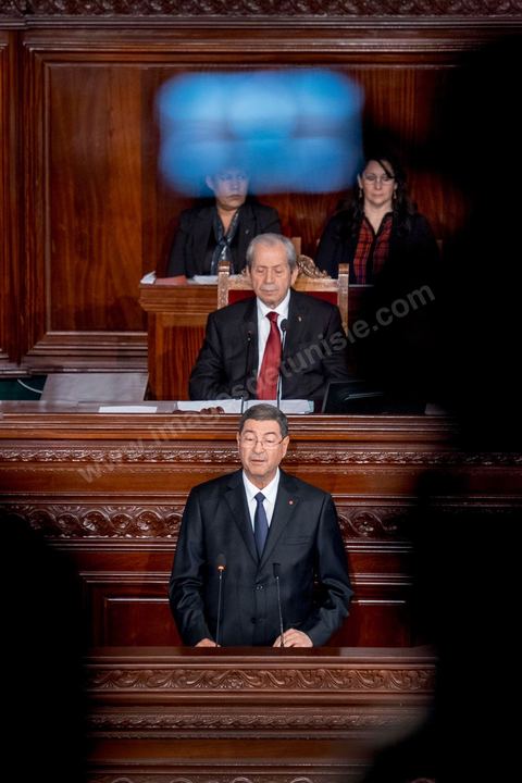 4 février 2015 : Discours de politique générale de Habib Essid, Premier Ministre, sur le perchoir de l'assemblée. Présentation du nouveau gouvernement de Habib Essid et discours de politique générale du nouveau Premier Ministre Habib Essid avant le vote de confiance au gouvernement à l'assemblée des Représentants du Peuple.