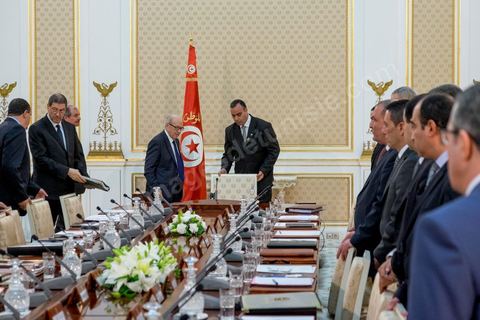 19 mars 2015 : première réunion exceptionnelle et conjointe du Conseil Supérieur de la Sécurité Intérieure et du COnseil Supérieur des Forces armées sous la présidence du Président de la République Béji Caid Essebsi, du Premier Minsitre, des Ministres d el'intéreiru etd e la Défense au Palais de Carthage. "La Tunisie est en état de guerre" a déclaré le Président.