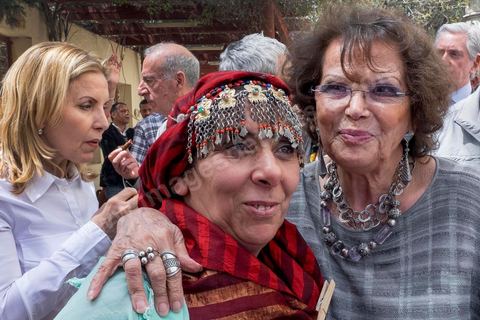 18 avril 2015 : Claudia Cardinale. Dans le cadre de la promotion de la Tunisie, la ministre française de la Culture Fleur Pelerin s'est rendue en Tunisie dans un voyage organisé par le ministère du tourisme avec une délégation de personnalités françaises et tunisiennes qui participent à la campagne de communication "La Tunisie, moi j'y vais".