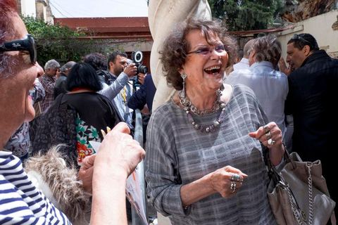 18 avril 2015 : Claudia Cardinale. Dans le cadre de la promotion de la Tunisie, la ministre française de la Culture Fleur Pelerin s'est rendue en Tunisie dans un voyage organisé par le ministère du tourisme avec une délégation de personnalités françaises et tunisiennes qui participent à la campagne de communication "La Tunisie, moi j'y vais".