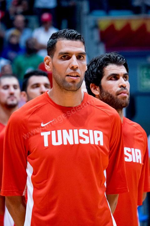 23 août 2015 : Salah Mejri, la fameux n°15 de la Tunisie domine de ses 2,17m le jeu, il vient d'être recuté par les Mavericks de Dallas et devient le premier joueur arabe en NBA. Dernier match de poule de la Tunisie contre le Nigéria lors de l'AfroBasket Tunisia 2015. Victoire de la Tunisie (70-59) et finie première de son groupe.