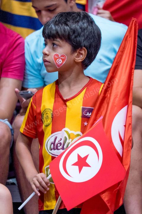 23 août 2015 : Le public du stade de Radès très chaud et fervent supporter de son équipe natioanle lors du dernier match de poule de la Tunisie contre le Nigéria lors de l'AfroBasket Tunisia 2015. Victoire de la Tunisie (70-59) et finie première de son groupe.