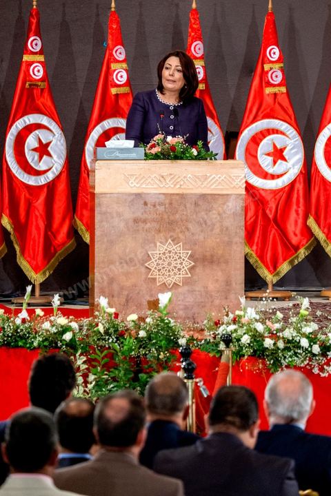 5 octobre 2013 : Allocution de Wided Bouchamaoui, au palais des Congrès de Tunis pour le démarrage du Dialogue National en présence des 3 Présidents et supervisé par Houcine Abassi secrétaire Général de l'UGTT, Wided Bouchamaoui, Présidente de l'UTICA, Mohamed Fadhel Mahfoudh, Président de l'ordre national des Avocats et Abdelssattar Ben Moussa, président de la Ligue National des Droits de l'Homme. Quatre semaines de négociations autour de la feuille de route qui prévoit la formation d'un gouvernement apolitique et l'adoption d'un calendrier électoral à la fin du mois.