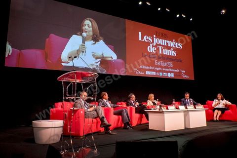Wided Bouchamaoui, Présidente de l'UTICA, union des patrons tunisiens, la seule femme membre du quartet du Dialogue National Tunisien qui vient de recvoir le Prix Nobel de la Paix 2015 ce 9 octobre 2015.