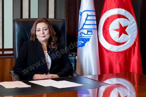 Wided Bouchamaoui, Présidente de l'UTICA, union des patrons tunisiens, la seule femme membre du quartet du Dialogue National Tunisien qui vient de recevoir le Prix Nobel de la Paix 2015 ce 9 octobre 2015. Dans son bureau quelques heures après l'annonce du Prix Nobel.