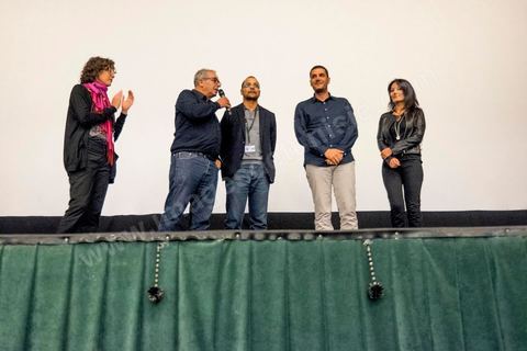 26 novembre 2015 : Dans le cadre des JCC, Journées Cinématographiques de Carthage, Festival du film arabo-africain, à Tunis, première projection dans un pays musulman du film "Much Loved" du réalisateur marocain Nabil Ayouch. Deux jours après l'attentat terroriste contre un bus de la police présidentiel à quelques centaines de mètres des salles de cinéma des JCC, la projection de "Much Loved" devenait un double défi. Le directeur des JCC Brahim Eltaief et Nabil Ayouch ont tenu à maintenir sa programmation comme l'ensemble de celle du fetsival. La salle se remplit de plus d'un millier de cinéphiles pour rencontrer Nabil Ayouch et voir en avant première arabe l'excellent film qui expose cruement mais avec grand talent la réalité des prostitués marocaines. La projection fut suivie d'une conférence de presse.