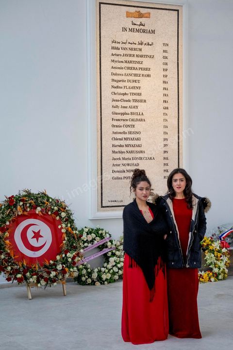 18 mars 2016 : un an après l'attentat, la Tunisie organise un grand événement avec la commémoration de l'attentat du Bardo qui a fait 21 victimes étangères et une victime tunisienne. La cérémonie qui s'est déroulée dans le hall du musée avec la présence du premier ministre tunisien, Habib Essid, des ministres tunisiens mais aussi Jean-Marc Ayrault, Ministre des Affaires Etrangères français.