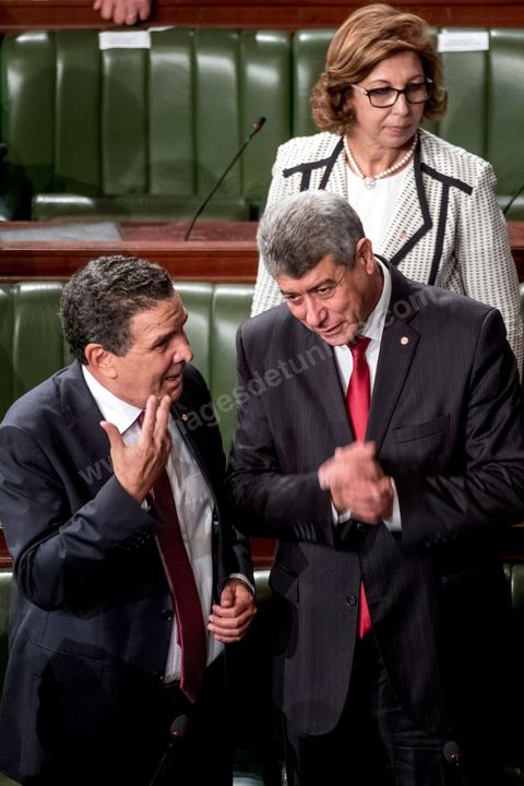 26 août 2016 : Discours pour vote de confiance du nouveau Premier Ministre Youssef Chached devant les députés à l'Assemblée des Représentants du Peuple et présentation de sa nouvelle équipe gouvernementale d'union nationale composée de 26 ministres et 14 secrétaires d'état. Il a annoncé notamment une série de mesures en faveur de la lutte contre le terrorisme et la corruption, pour la relance de l'économie et des investissements. Après avoir posé un bilan inquiétant de l'économie tunisienne et de sa dett, il promet de s'attaquer à la réforme de l'administration, avec notamment réduction du nombre de fonctionnaires. 