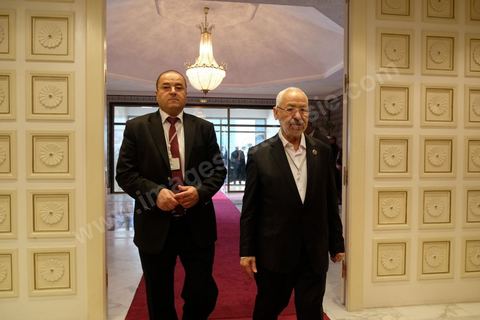 29 novembre 2016 : Rached Ghannouchi, Ennahdha, à la Cérémonie d'ouverture de la Conférence Tunisia 2020 par président Tunisien Beji Caid Essebsi, avec Emir du Qatar, Premiers Ministres tunisien, français et algérien.