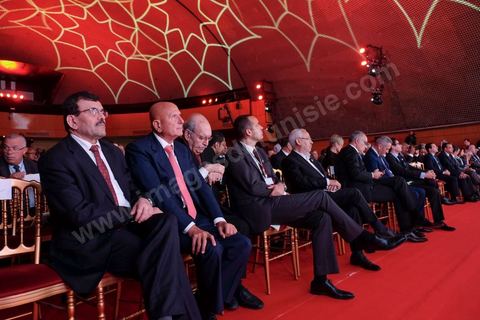 29 novembre 2016 : Cérémonie d'ouverture de la Conférence Tunisia 2020 par président Tunisien Beji Caid Essebsi, avec Emir du Qatar, Premiers Ministres tunisien, français et algérien.