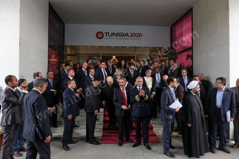 29 novembre 2016 : Cérémonie d'ouverture de la Conférence Tunisia 2020 par président Tunisien Beji Caid Essebsi, avec Emir du Qatar, Premiers Ministres tunisien, français et algérien.
