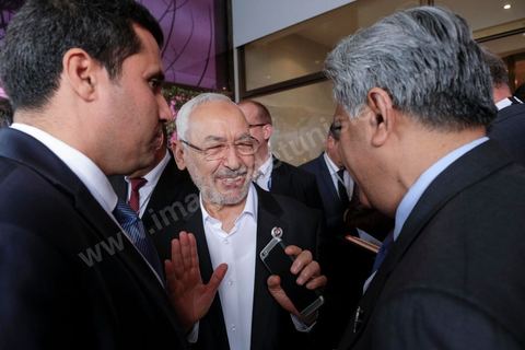 29 novembre 2016 : Rached Ghannouchi. Cérémonie d'ouverture de la Conférence Tunisia 2020 par président Tunisien Beji Caid Essebsi, avec Emir du Qatar, Premiers Ministres tunisien, français et algérien.